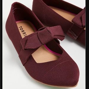 Lane Bryant Maryjane Flats size 8w